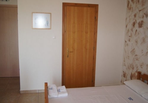 Vergina Nea Poteidaia Exterior photo